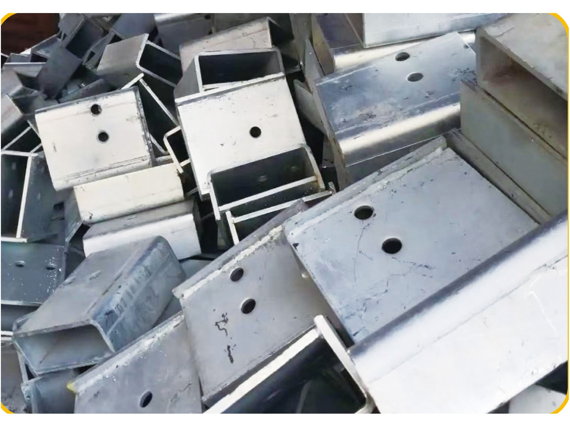 預(yù)埋件/預(yù)制支架