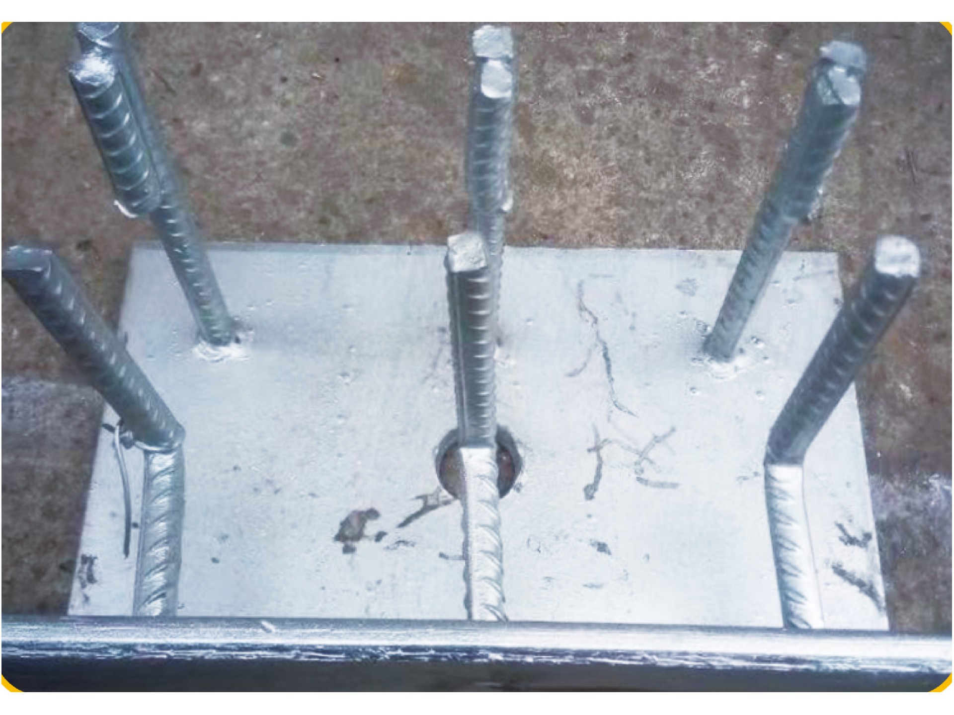 預(yù)埋件/預(yù)制支架